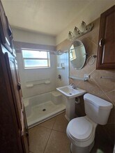 3970 NW 171 Terrace in Miami Gardens, FL - Building Photo - Building Photo