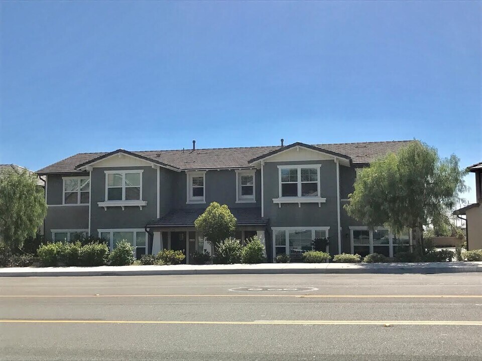 4314 Avocado Grove Ln in Yorba Linda, CA - Building Photo