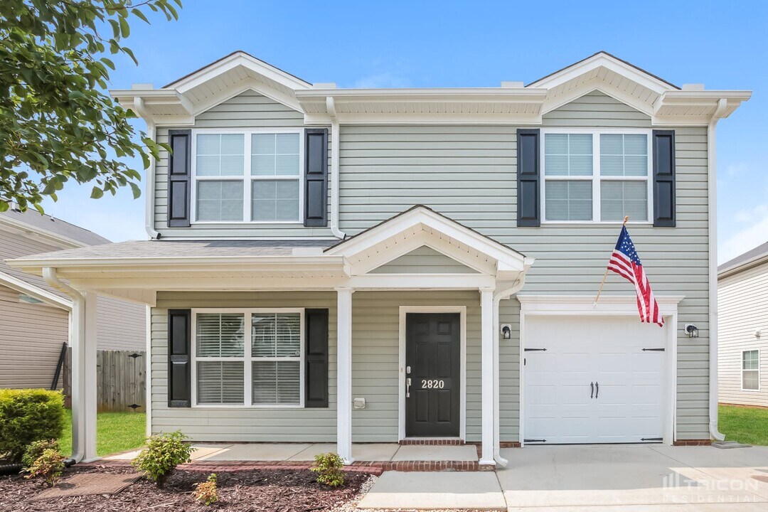 2820 Wild Poplar Way in Greensboro, NC - Building Photo
