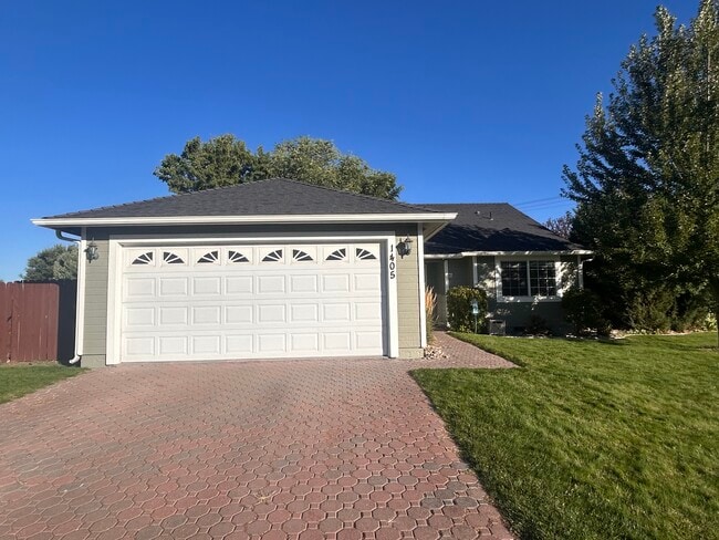 1405 Sotheby Ct in Gardnerville, NV - Building Photo - Building Photo