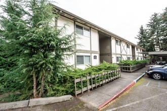 Bayswater Apartments in Tacoma, WA - Building Photo - Building Photo