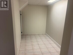 135 Coronation St in Vaughan, ON - Building Photo - Building Photo