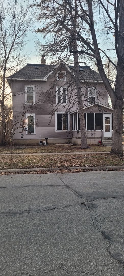 property at 520 3rd St