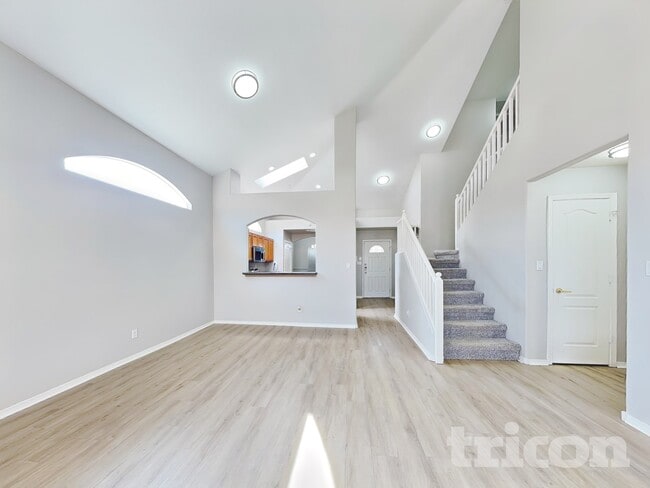 5901 Storyteller Rd NW in Albuquerque, NM - Foto de edificio - Building Photo