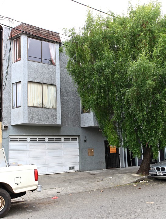 3033 22nd St in San Francisco, CA - Building Photo