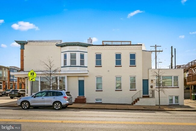 property at 600 N Linwood Ave