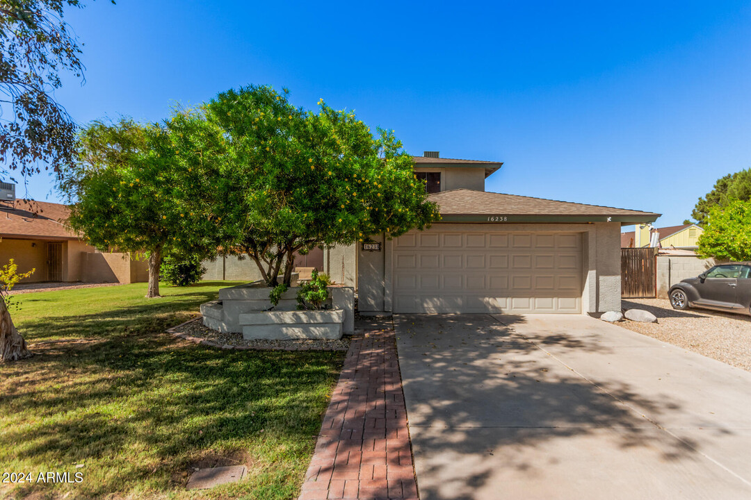 16238 N 65th Dr in Glendale, AZ - Building Photo