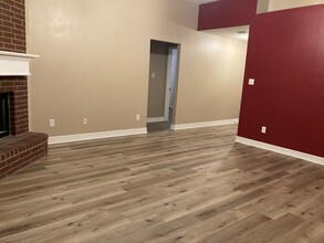 705 Liberty Ln in Crowley, TX - Building Photo - Building Photo