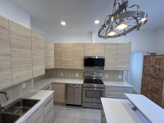 property at 285 Pacific Ave