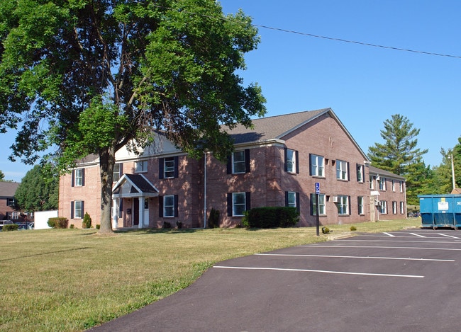 Country Meadows Apartments