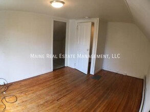 29 Holyoke St-Unit -3 in Brewer, ME - Building Photo - Building Photo