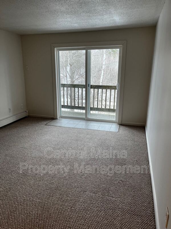 37 Northern Avenue HeightsUnit 12 Rentals in Auburn, ME