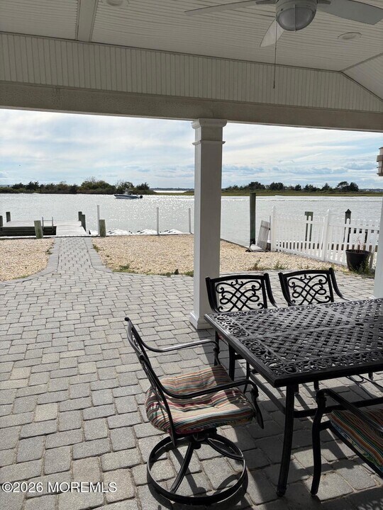 11 Harborside Dr W in Seaside Heights, NJ - Building Photo