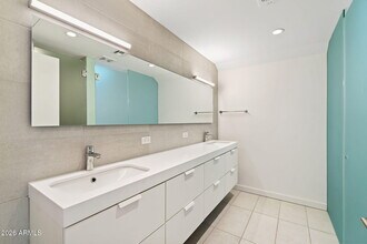 1337 E Polk St in Phoenix, AZ - Building Photo - Building Photo