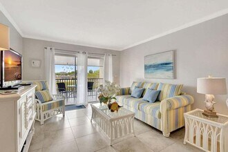 154 Lake Meryl Dr in West Palm Beach, FL - Building Photo - Building Photo