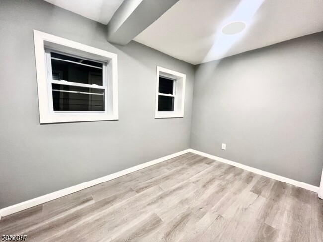 145 Mill St in Paterson, NJ - Building Photo - Building Photo