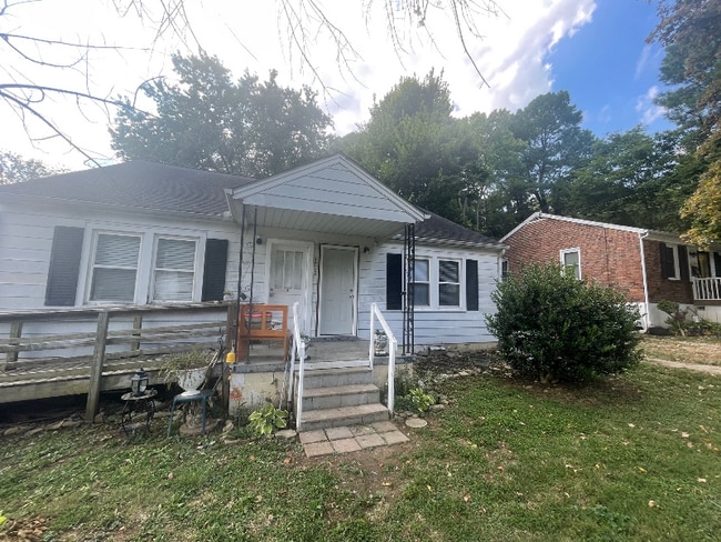 1712 Hillview Dr in Columbia, TN - Building Photo - Building Photo