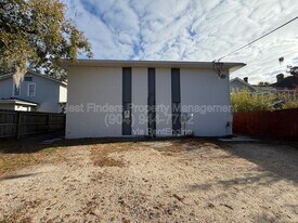 1318 Sydney Pl in Jacksonville, FL - Building Photo