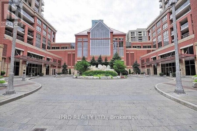 4080-4080 Living Arts Dr in Mississauga, ON - Building Photo - Building Photo