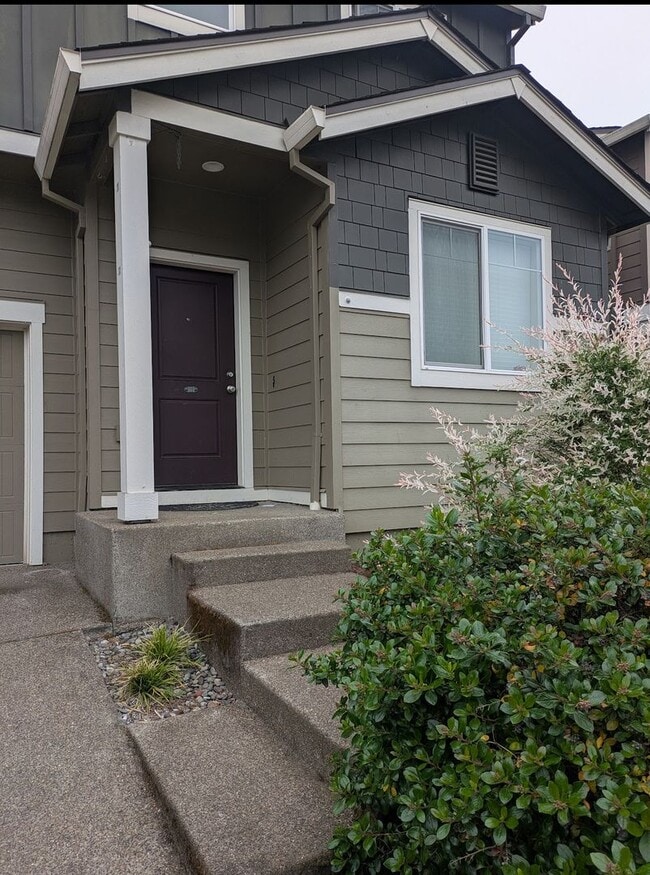 2641 NW Beehollow Ln in Albany, OR - Building Photo - Building Photo