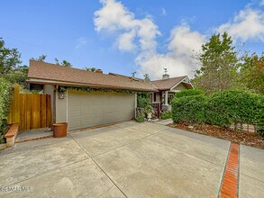 1888 El Monte Dr in Thousand Oaks, CA - Building Photo - Building Photo