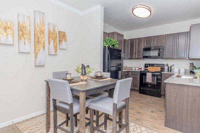 10896 W Bellfort Ave in Houston, TX - Building Photo - Building Photo