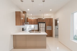 Colgate Crossings in McAllen, TX - Building Photo - Building Photo
