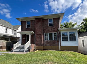1209 Windsor Ave in Bristol, TN - Building Photo - Building Photo