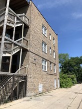 7027-7033 S Indiana Ave in Chicago, IL - Building Photo - Building Photo