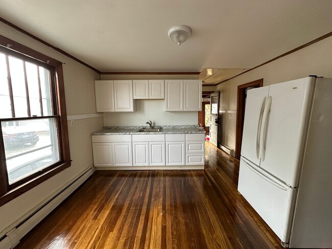 126 Pleasant St, Unit 2