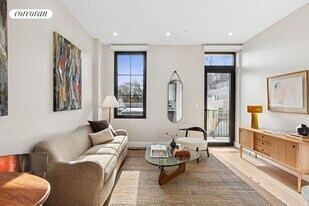 760 Metropolitan Ave in Brooklyn, NY - Building Photo