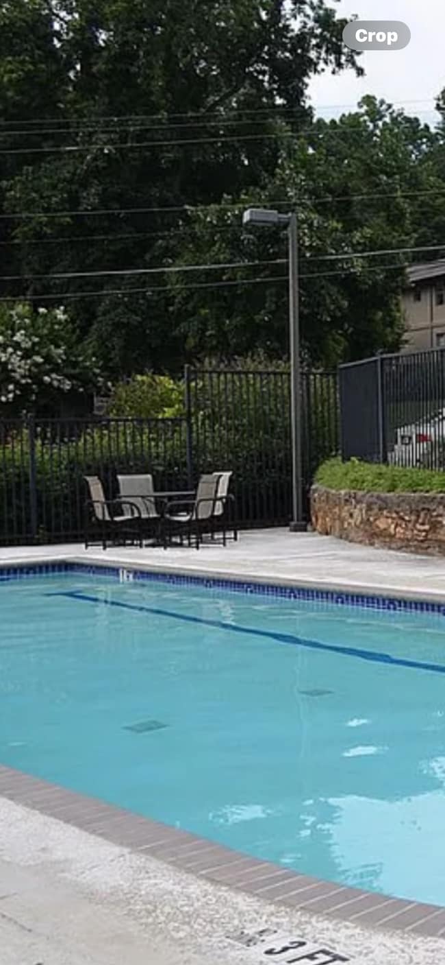 property at 335 Lakemoore Dr NE