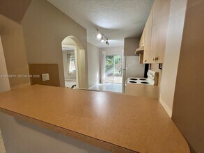 1250 SE 31st Ct in Homestead, FL - Building Photo - Building Photo