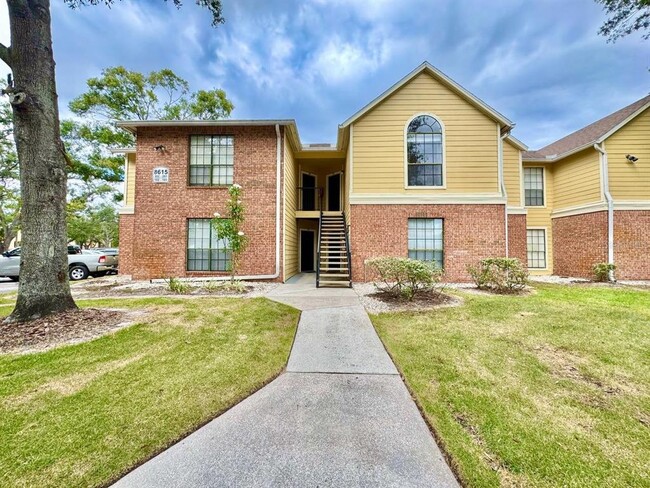 property at 8615 Mallard Reserve Dr