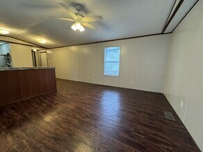 16693 E Forrestal St in Montgomery, TX - Building Photo - Building Photo