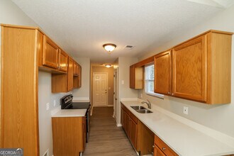 21 Grist Mill Lane in Cartersville, GA - Building Photo - Building Photo