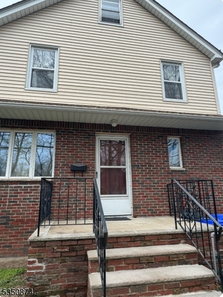 147 Lower Notch Rd in Little Falls, NJ - Foto de edificio