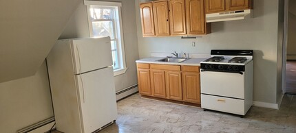 43-47-47 Lincoln Ave in Cranston, RI - Building Photo - Building Photo