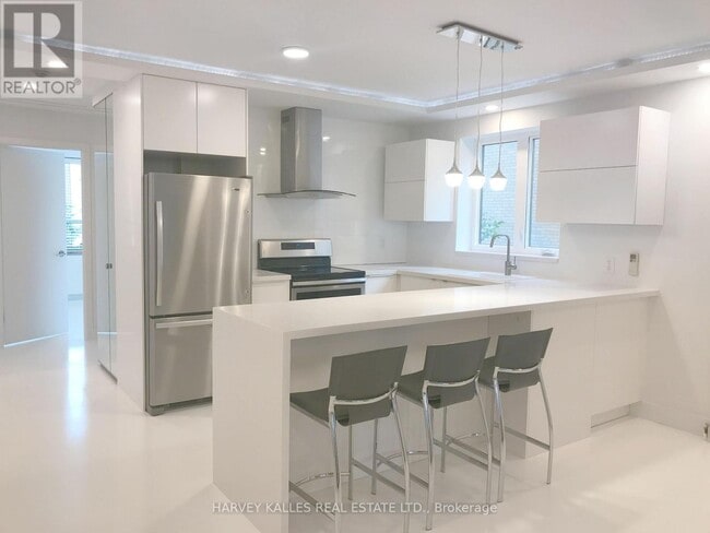 property at 23 Cannon Rd