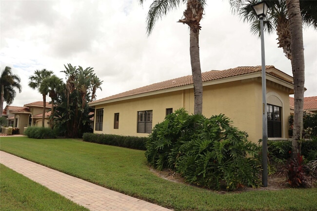 6810 Fabiano Cir in Boynton Beach, FL - Building Photo - Building Photo