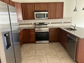 5098 Caspian St in St. Cloud, FL - Building Photo - Building Photo