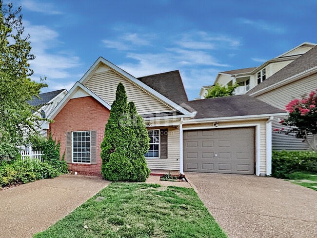 126 Walton Village Dr