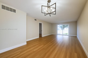 333 NW 17th Ct in Fort Lauderdale, FL - Building Photo - Building Photo