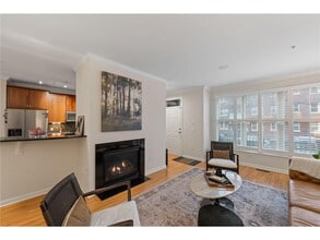 1008 Portland Ave in Minneapolis, MN - Building Photo - Building Photo