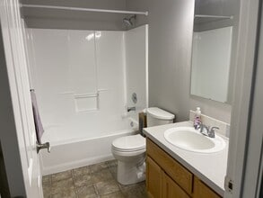 12281 W Hickory Dr in Boise, ID - Building Photo - Building Photo