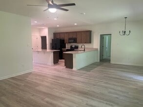 41381 Rosewood Ln in Hammond, LA - Foto de edificio - Building Photo