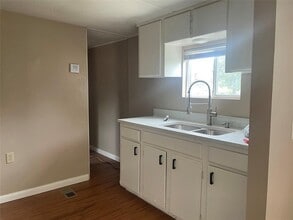 2214 Myra St in Houston, TX - Building Photo - Building Photo