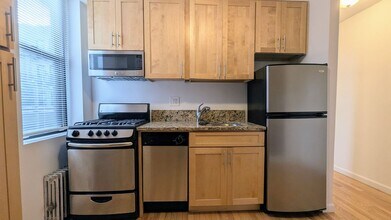31-79 35th Street, A in Queens, NY - Building Photo - Building Photo