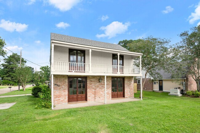property at 2662 Brentwood Dr