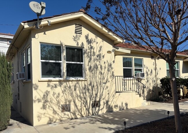 1607 S Atlantic Blvd, Unit 1607